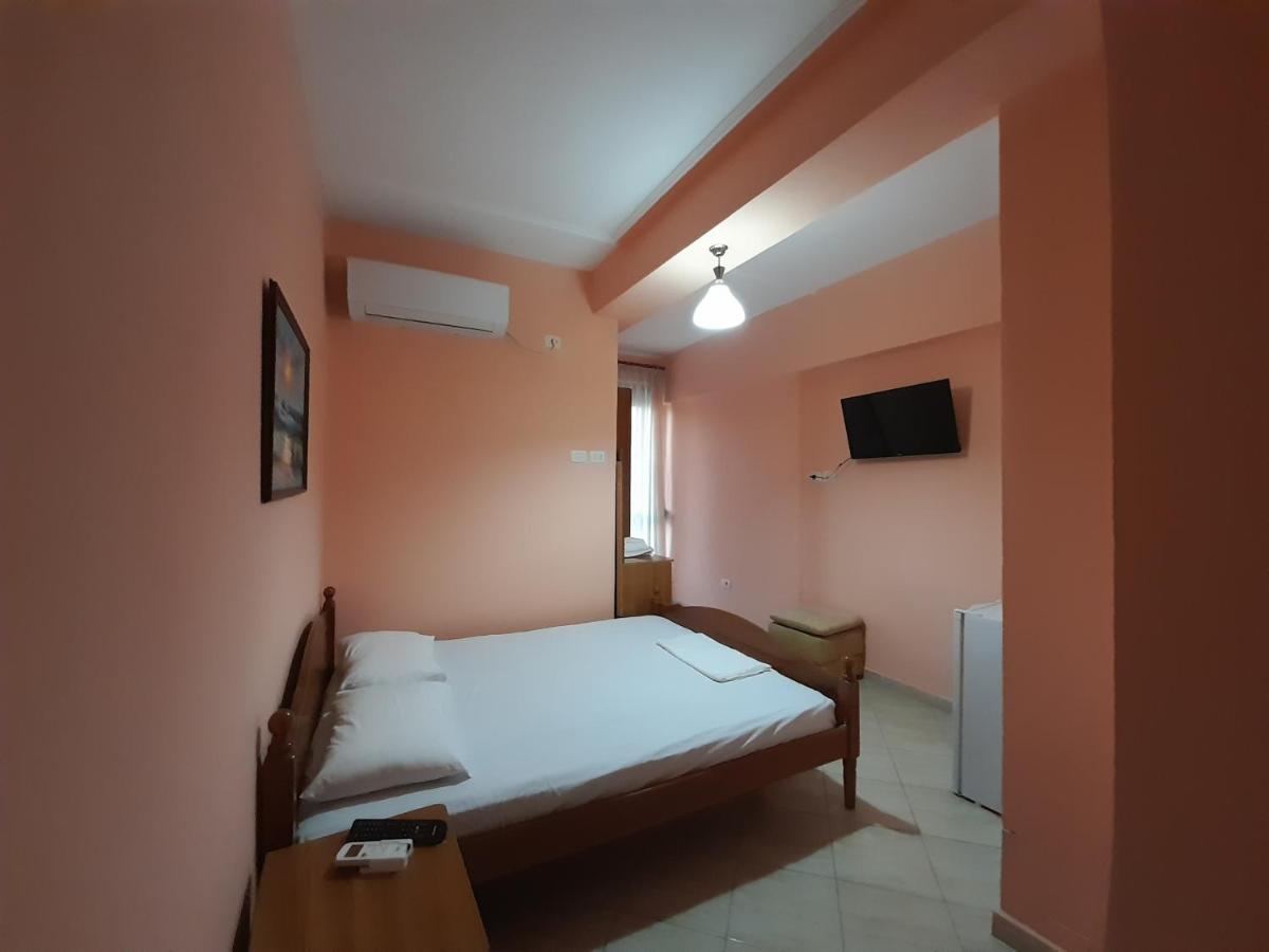Hotel Rossi Vlore Luaran gambar